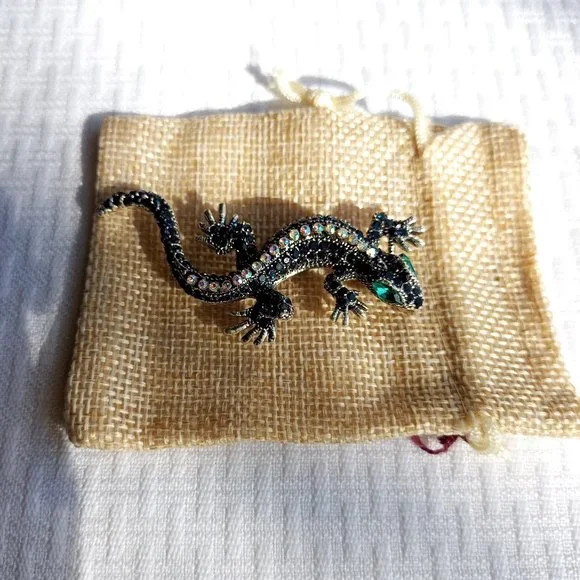 Black Lizard Rhinestone Pin Broach - Picture 3 of 3
